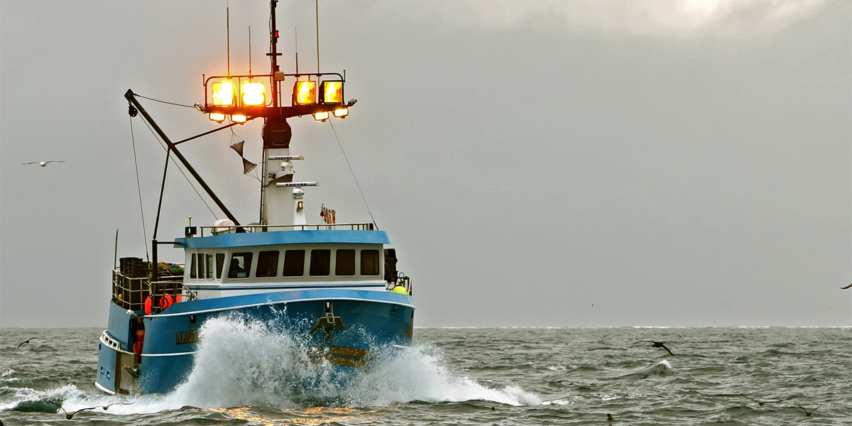 Survitec helps prepare Small Fishing Vessel Operators for MCA’s new Safety Equipment and Safety Practice Regulations 