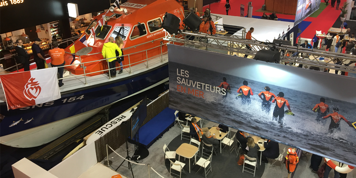 Les Sauveteurs en Mer dévoilent leur gilet de sauvetage sur mesure au Salon Nautique de Paris 2019